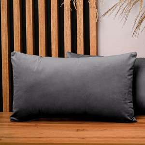 Dekorační povlak na polštář 30x50 cm v barvě grafitová z sametové tkaniny