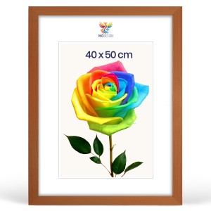 Rám na fotografie 40 x 50 cm lakovaný, z přírodního dřeva