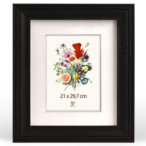 Frézovaný rámeček na fotografie ve formátu A4 21 x 29,7 cm v černé barvě
