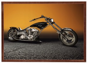 Obrázek v hnědém rámu o velikosti 50x70 cm- Bike 1