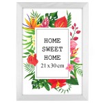 Dřevěný fotorámeček v bílé barvě o rozměru 21×30 cm