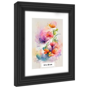 Dřevěná rámová lišta s frézováním v černé barvě, ideální na fotografie o rozměru 13×18 cm