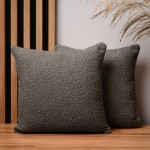 Dekorační povlak na polštář 40x40 cm z tmavě hnědé strukturované žinylkové látky