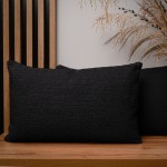Dekorační povlak na polštář 40x60 cm z černé strukturované žinylkové tkaniny