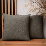 Dekorační povlak na polštář 45x45 cm z tmavě hnědé strukturované žinylkové látky