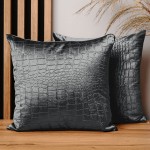 Dekorační povlak na polštář 40x40 cm z tmavě šedé velurové tkaniny s reliéfním vzorem "krokodýlí kůže"