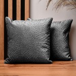 Dekorační povlak na polštář 30x30 cm z šedé velurové látky s texturou „kapek“