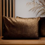 Dekorační povlak na polštář 40x60 cm z velurové tkaniny karamelové barvy se strukturou "kapek"