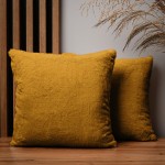 Dekorační povlak na polštář 40x40 cm ve žluté barvě s imitací kožešiny