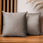 Dekorační povlak na polštář 40x40 cm ze světle hnědé velurové látky