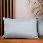 Dekorační povlak na polštář 40x60 cm ze světle šedé velurové tkaniny