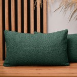Dekorační povlak na polštář 40x80 cm ze zelené strukturované žinylkové látky