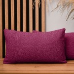 Dekorační povlak na polštář 40x80 cm z texturované žinylkové látky třešňové barvy