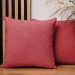 Dekorační povlak na polštář 55x55 cm v korálové barvě z texturované žinylkové látky