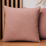 Dekorační povlak na polštář 60x60 cm z lososově zbarvené strukturované žinylkové tkaniny