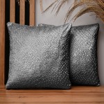 Dekorační povlak na polštář 35x35 cm z šedé velurové tkaniny s texturou „kapek“