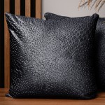 Dekorační povlak na polštář 55x55 cm z tmavě šedé velurové tkaniny s texturou "kapek"