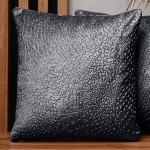 Dekorační povlak na polštář 60x60 cm z tmavě šedé velurové tkaniny s texturou "kapek"