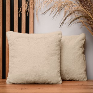 Dekorační povlak na polštář 35x35 cm z imitace kožešiny v pískové barvě