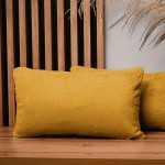 Dekorační povlak na polštář 30x50 cm ve žluté barvě v imitaci kožešiny